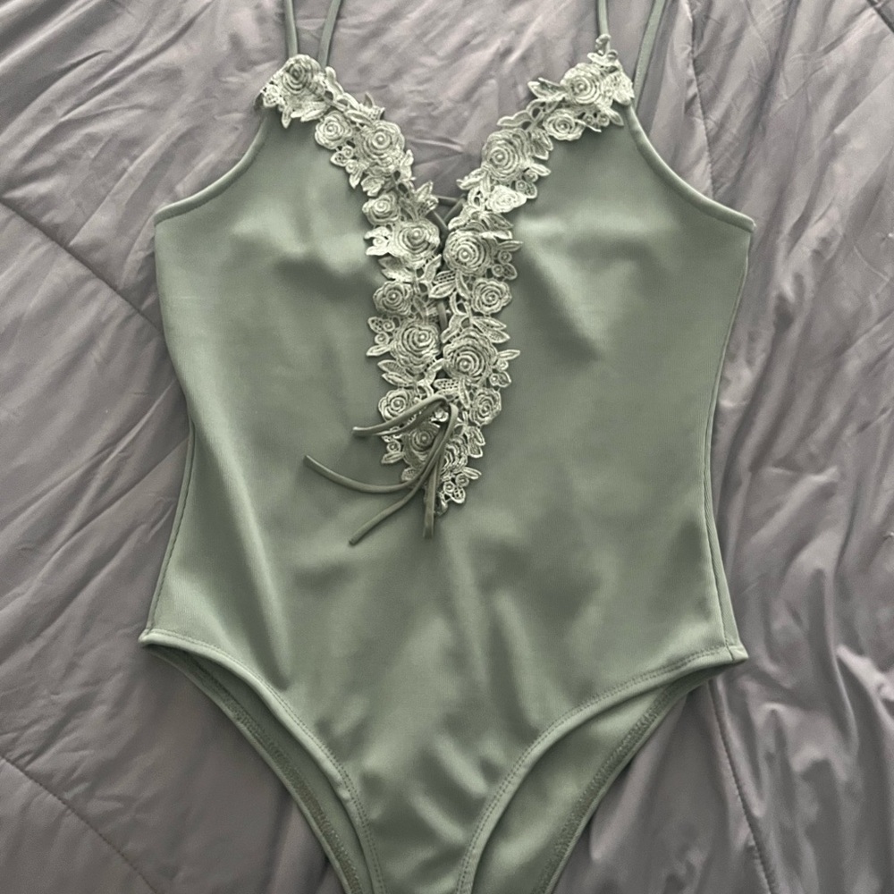 Elegant Green Lace Bodysuit